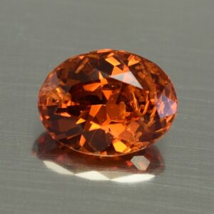 OrangeGrossular oval 9.2x7.0mm 2.35cts og167