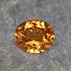 OrangeGrossular oval 9.4x8.0mm 2.36cts N og131 crop