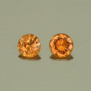 OrangeGrossular round pair 4.0 4.1mm 0.53cts N og187