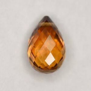 OrangeZircon briolette 9.0x6.0mm 3.09cts N zn2848