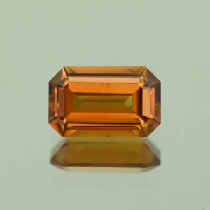 OrangeZircon eme cut 10.1x6.2mm 3.18cts N zn7239