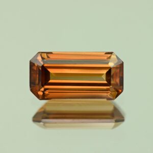OrangeZircon eme cut 10.5x5.4mm 2.91cts N zn7486