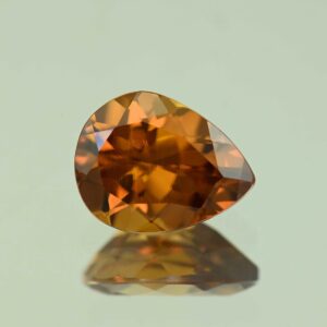 OrangeZircon pear 10.1x7.8mm 3.54cts N zn3165