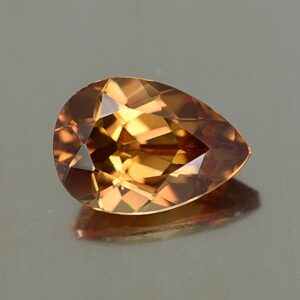 OrangeZircon pear 10.2x7.0mm 3.01cs N zn3572