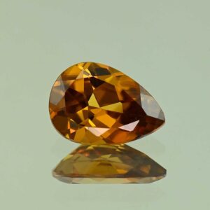 OrangeZircon pear 10.3x7.3mm 2.69cts N zn7500