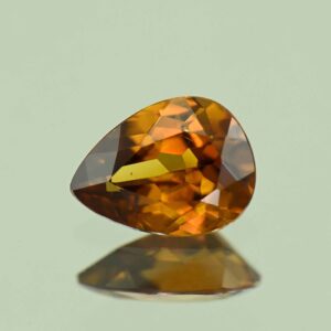 OrangeZircon pear 8.1x6.0mm 1.46cts N zn7497