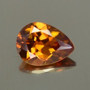 OrangeZircon pear 8.1x6.0mm 1.55cts N zn2807