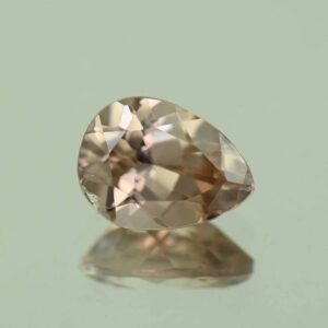PinkChampagneZircon pear 11.5x8.5mm 4.93cts N zn7240 scaled 1