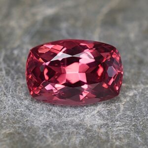 PinkSpinel cushion 8.9x6.0mm 2.02cts sp157
