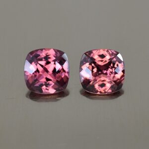 PinkZircon sq cush pair 7.0mm 4.08cts N zn1632