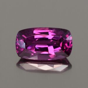 PurpleGarnet cush 8.6x5.0mm 1.53cts pl182