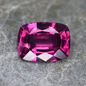 PurpleGarnet cushion 7.9x6.0mm 1.45cts pl428