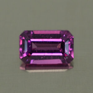 PurpleGarnet eme cut 6.2x3.8mm 0.71cts N pl334