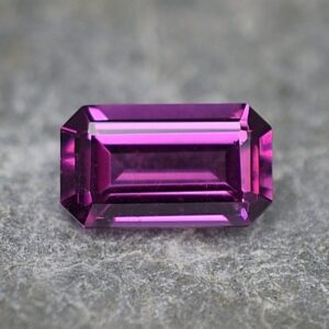PurpleGarnet eme cut 7.0x4.1mm 0.90cts PL358 SOLD