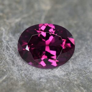 PurpleGarnet oval 10.4x8.2mm 3.12cts pl557 SOLD