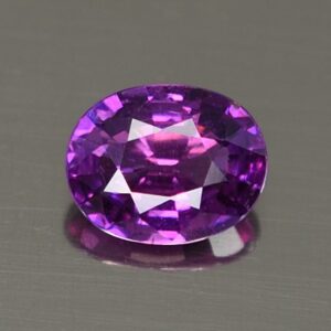 PurpleGarnet oval 7.6x6.1mm 1.43cts pl118d