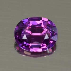 PurpleGarnet oval 7.9x6.4mm 1.45cts pl118g