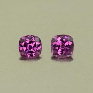 PurpleGarnet sq cush pair 4.5mm 0.96cts N pl713