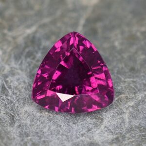 PurpleGarnet trillion 7.6mm 1.73cts pl179