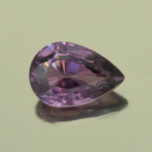 PurpleSpinel pear 11.3x7.7mm 3.51cts N sp644
