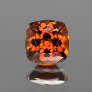 RedOrangeZircon sq cush 9.1mm 4.87cts zn3196