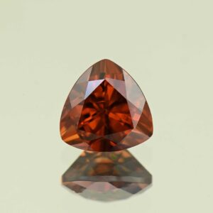 RedOrangeZircon trill 8.1mm 3.01cts N zn7735