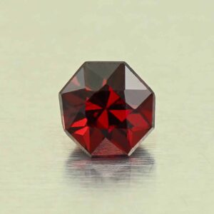 RedSpinel octagon 6.0mm 1.06cts N sp941