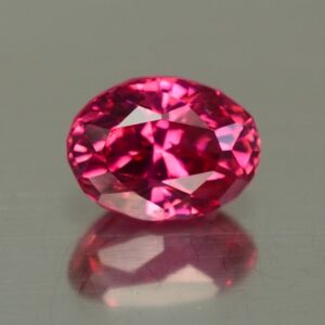RedSpinel oval 7.6x5.7mm 1.62cts sp104