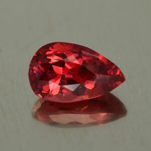 RedSpinel pearshape 8.5x5.3mm 1.39cts sp315