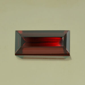 Rhodolite bag 16.8x7.2mm 6.44cts N rh347