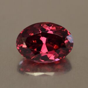 Rhodolite oval 13.1x9.4mm 7.19cts rh125