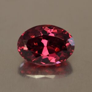 Rhodolite oval 14.8x12.7mm 11.46cts rh144