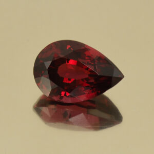 Rhodolite pear 13.1x9.0mm 6.41cts N rh152