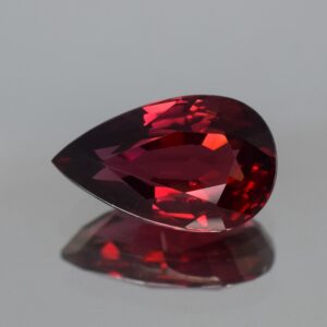 Rhodolite pear 15.4x9.3mm 7.35cts rh160
