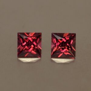 Rhodolite princess pair 5.0mm 1.63cts rh216