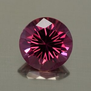 Rhodolite round 6.5mm 1.24cts rh337