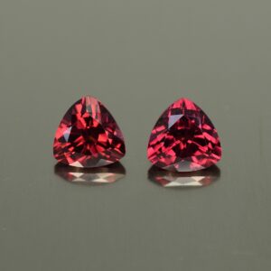 Rhodolite trill pair 6.0mm 2.01cts rh318