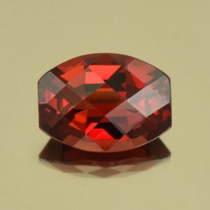 RoseMalayaGarnet ch bar 8.1x6.0mm 1.64cts N rm339