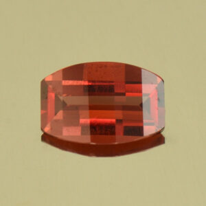 RoseMalayaGarnet opp bar barrel 7.5x5.0mm 0.93cts N rm371