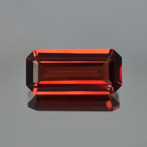 RoseMalaya eme cut 20.4x9.6mm 12.68cts rm129 SOLD