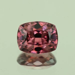 RoseZircon cush 9.5x7.5mm 4.07cts H zn3140