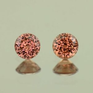 RoseZircon round pair 4.5mm 1.12cts H zn7669