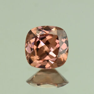 RoseZircon sq cush 7.0mm 1.83cts H zn7287