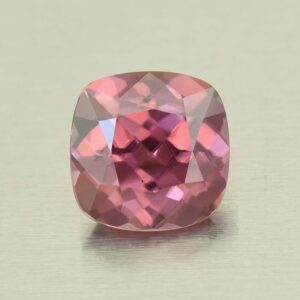 RoseZircon sq cush 8.0mm 3.37cts H zn5480
