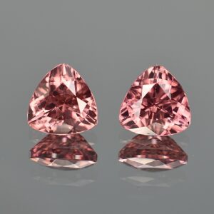 RoseZircon trill pair 9.7mm 9.40cts zn2384