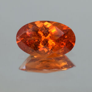 Spessartite ch oval 10.4x6.5mm 2.25cts N sg134 crop