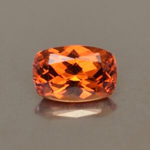 Spessartite_cush_6.0x4.0mm_0.69cts_sg123.jpg