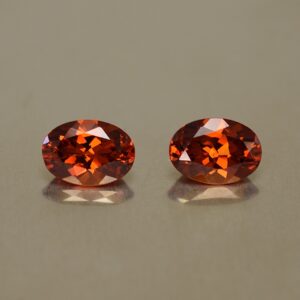 Spessartite_oval_pair_7.1x5.1mm_2.04cts_sg118.jpg