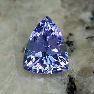 Tanzanite drop trill 8.6x6.7mm 1.55cts tz177