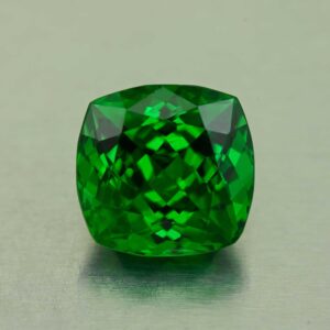 Tsavorite sq cush 12.83x12.41x9.28mm 12.39cts N ts680 a